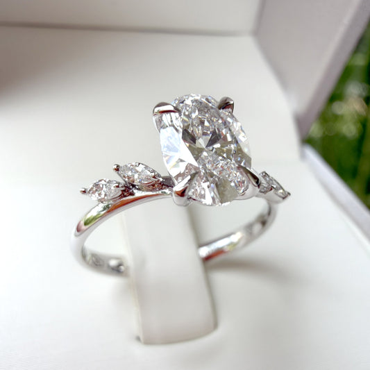 Anello di Fidanzamento - Modello Bailey Crystal