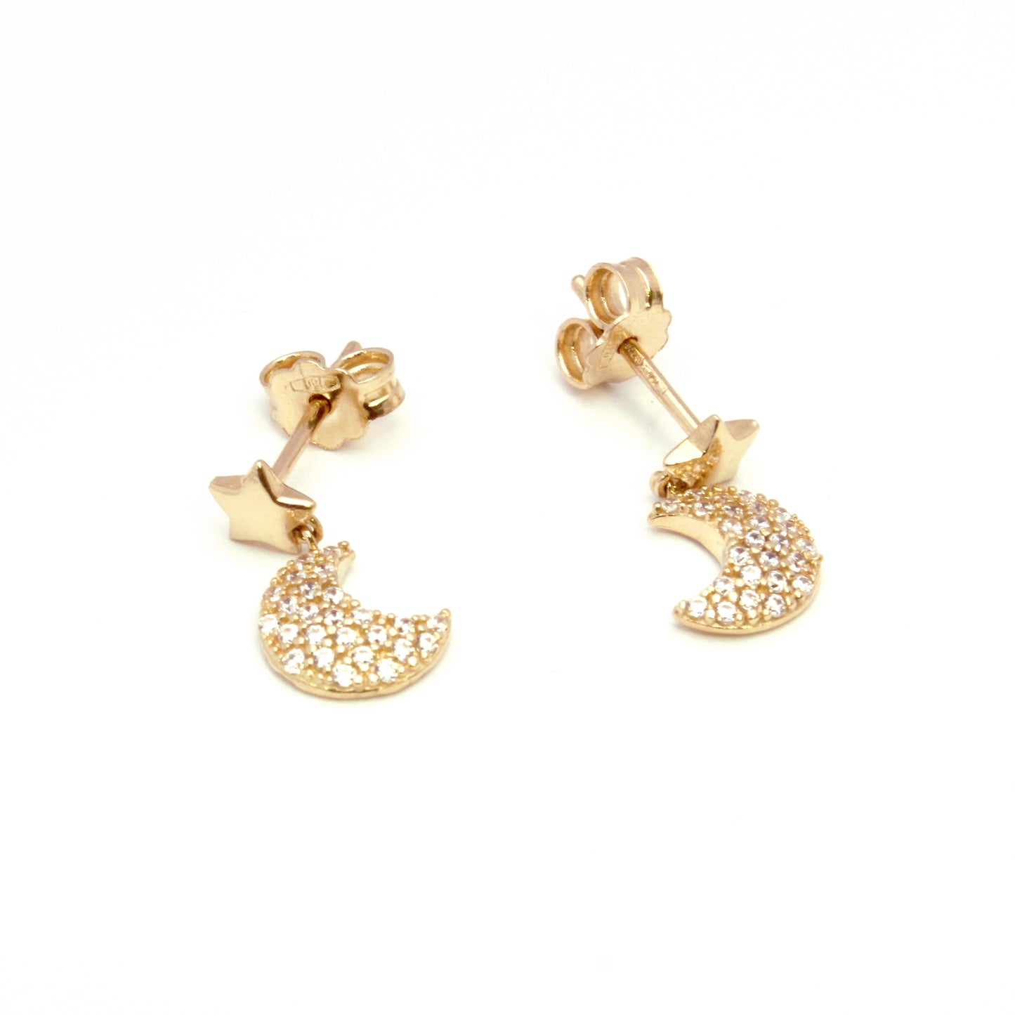 Orecchini in oro 18kt con stella liscia e luna con pavé di zirconi