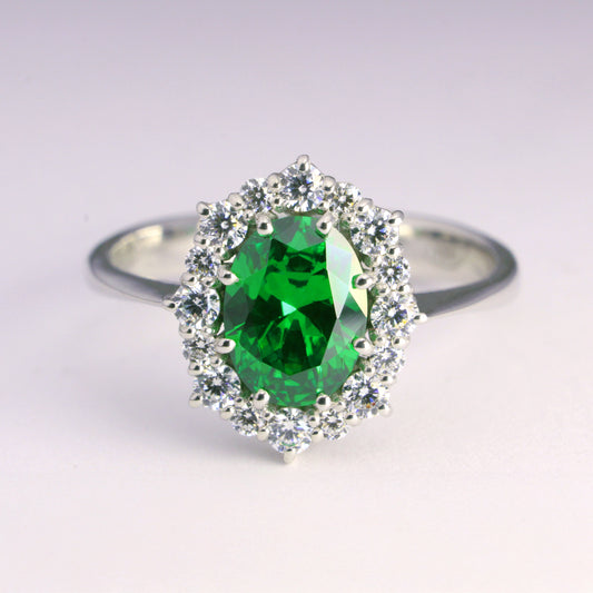 Anello Regina Smeraldo Verde - Argento 925 con Zirconi